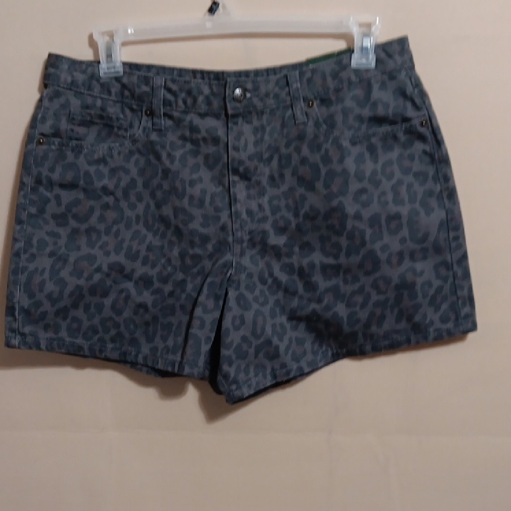 wild fable Gray Leopard Print Denim Shorts